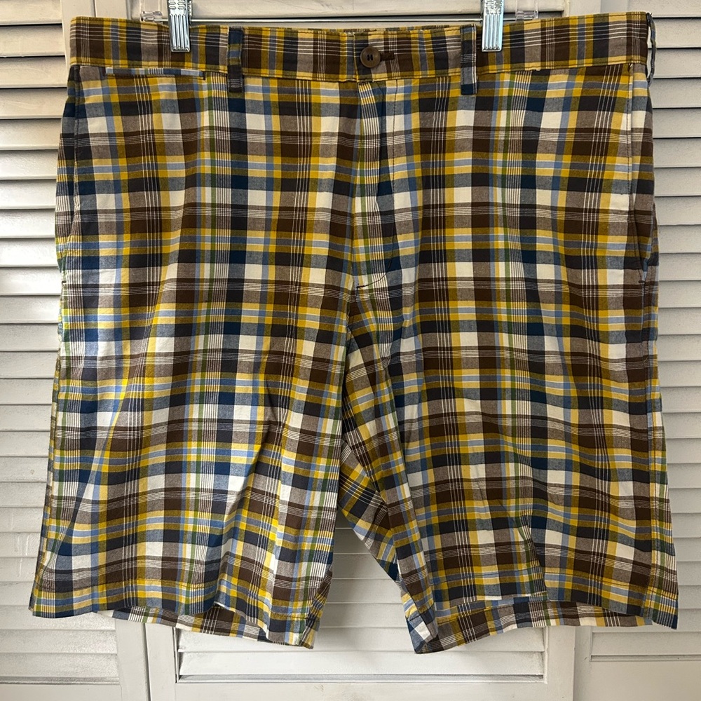 Tommy Bahama Men's Plaid Cotton Shorts in Yellow and Brown Size 38 Waist
